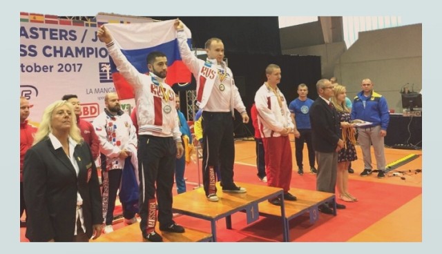 PMKS Rybak Władysławowo na ME w Hiszpanii. Paweł Hadas na podium