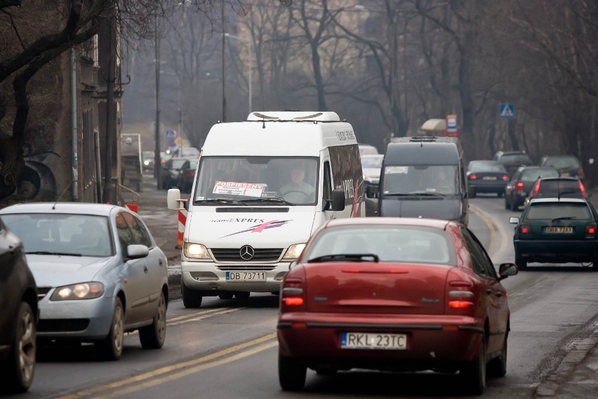 W 2014 r. gmina Wałbrzych planuje remont drogi krajowej nr...