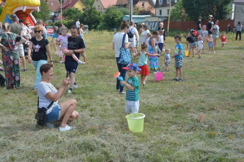 Super impreza! Tysiące baniek mydlanych w centrum Goleniowa ZDJĘCIA