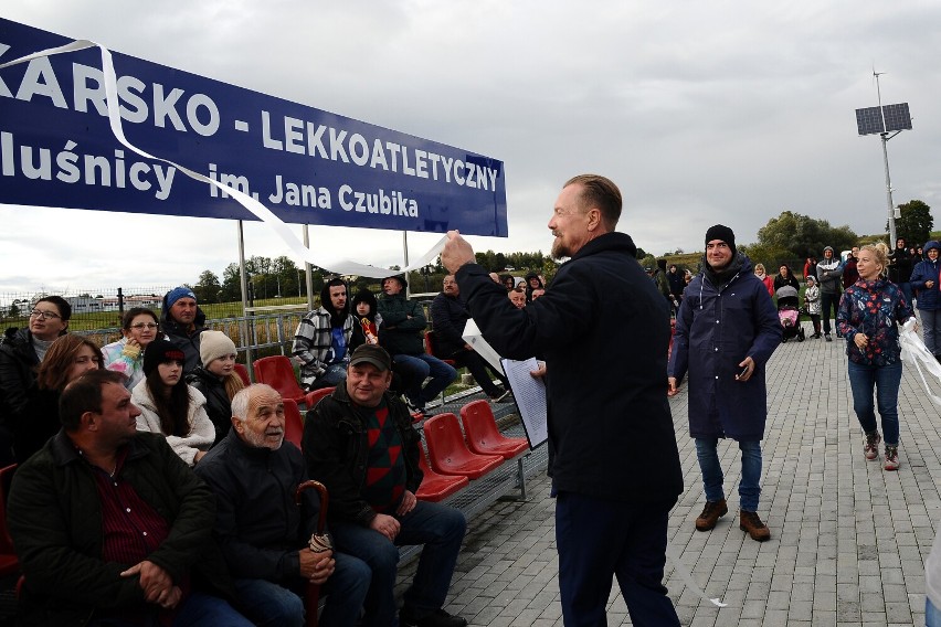 Nieżyjący wójt gminy Tarnowiec Jan Czubik patronem stadionu w Czeluśnicy