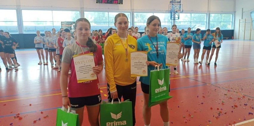 Dziewczęta z SP w Baninie mistrzyniami Polski w piłce ręcznej