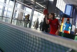 Poznań: Na dworcu PKP można było zagrać w ping-ponga [ZDJĘCIA]