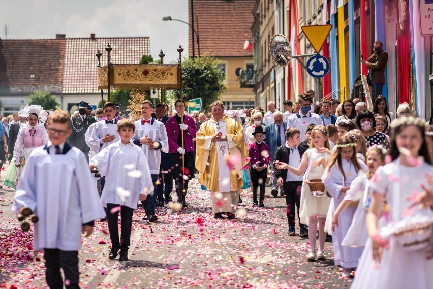 Krobia. Zdecydowali się na tradycyjną procesję Bożego Ciała 2020 [ZDJĘCIA]