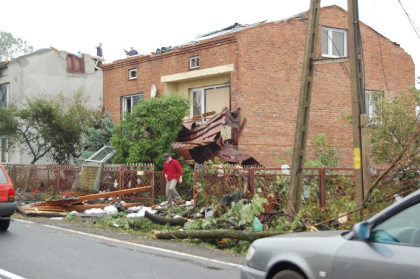 Trąba powietrzna w Radomsku, najbardziej ucierpiało...