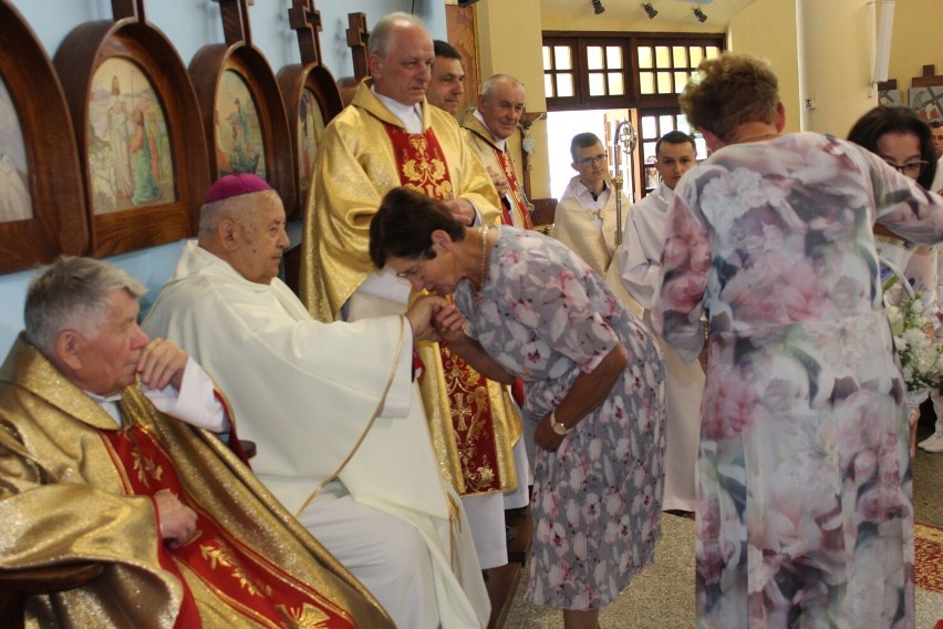 W Błażkowej świętowano 40-lecie parafii pw. Matki Bożej Nieustającej Pomocy