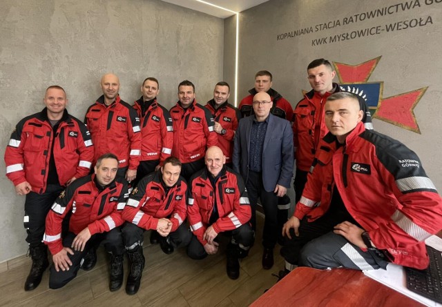 15-osobowa grupa ratowników górniczych z KWK Mysłowice-Wesoła.