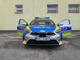 Mogileńscy policjanci otrzymali nowy radiowóz Kia Ceed w nowych policyjnych barwach. To Kia Ceed 