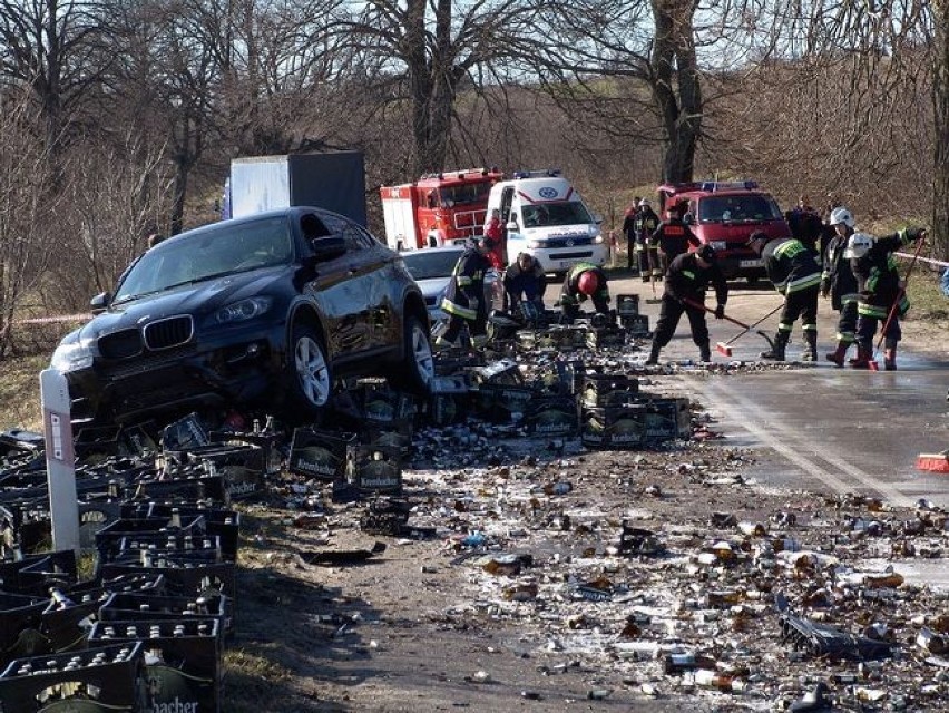 W Miechucinie pod Kartuzami doszło do "tragicznego" wypadku....