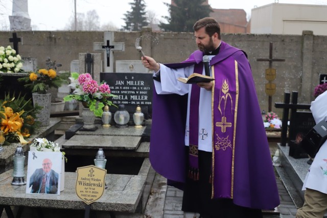 Pogrzeb lekarza Andrzeja Wiśniewskiego, który zmarł na covid