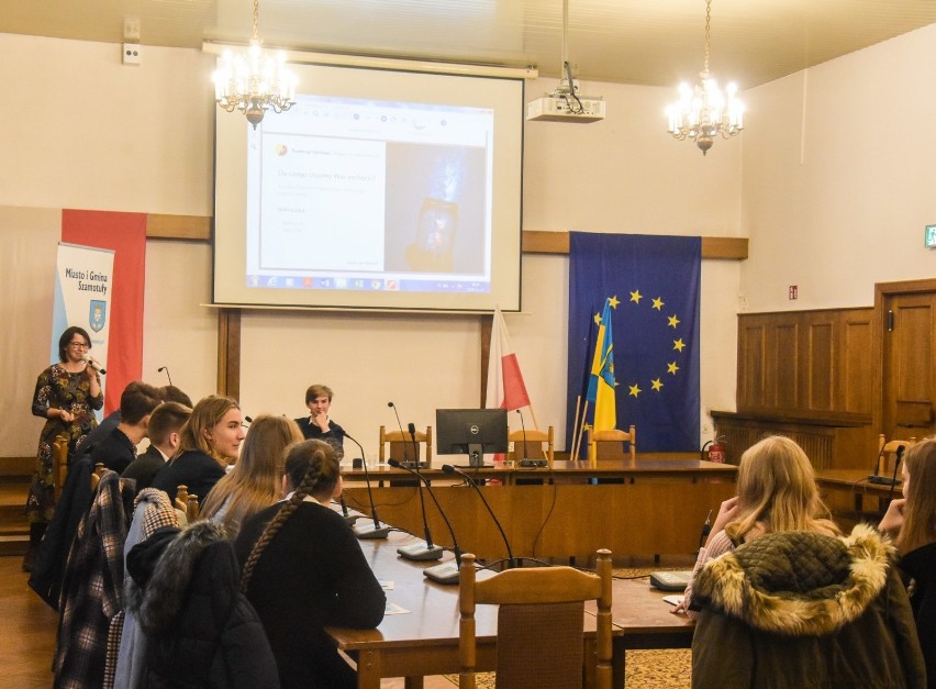 Obradowali członkowie Rady Młodzieży Miasta i Gminy Szamotuły [ZDJĘCIA]