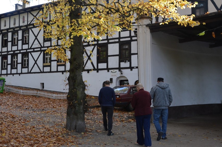 Czarne chmury nad Młynówką. Dług rośnie, a ludzie nie mają gdzie pójść