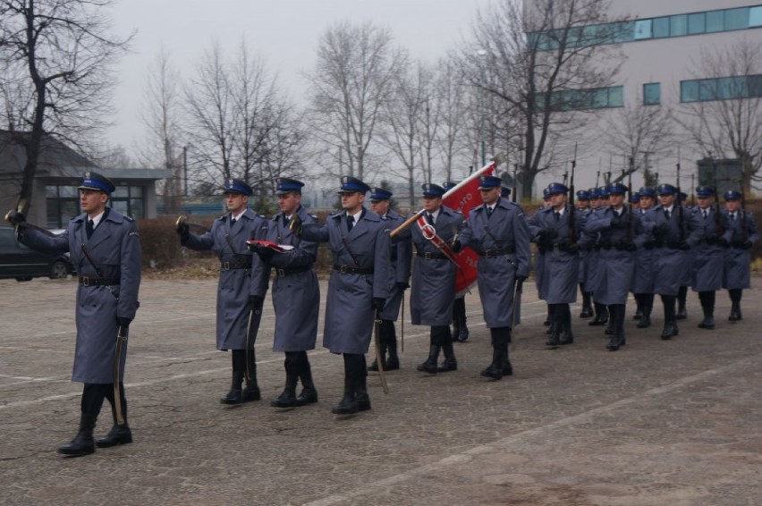 Ślubowanie nowych policjantów - szeregi garnizonu śląskiego zasiliło 63 stróżów prawa