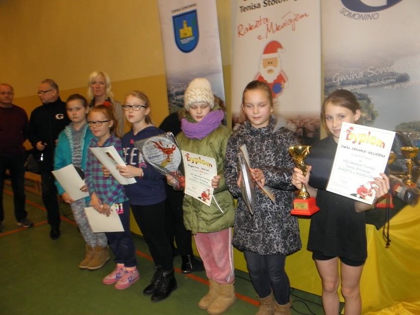 VII Gminny Turniej Tenisa Stołowego Szkół Podstawowych i Gimnazjalnych Rakietą z Mikołajem w Somoninie 2015