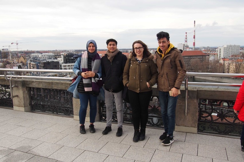 Studenci Erasmusa z PWSZ odwiedzili Wrocław FOTO
