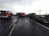 Pożar samochodu osobowego na DK1 w Truszczanku. Jedna osoba z poparzeniami trafiła do szpitala