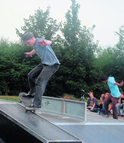 Mariusz Rusek z Turku wygrał pierwszy konkurs rozegrany w konińskim skateparku
