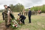 Barkniewko - uroczystość okolicznościowa przy pomniku