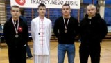 Zawodnicy buskiego Klubu Kung-Fu Yantai z medalami w Gdyni