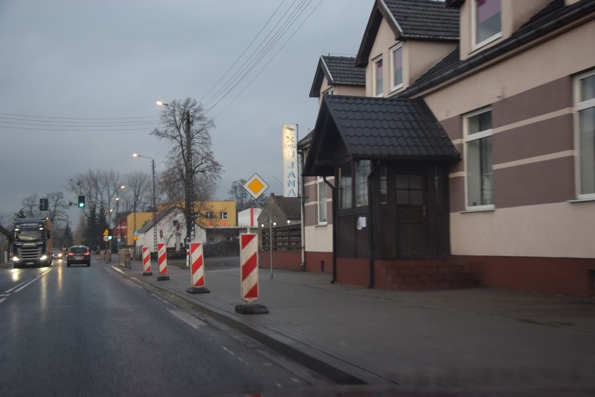 Mieszkańcy Głuchowa nadal są w szoku i czekają na barierki ochronne