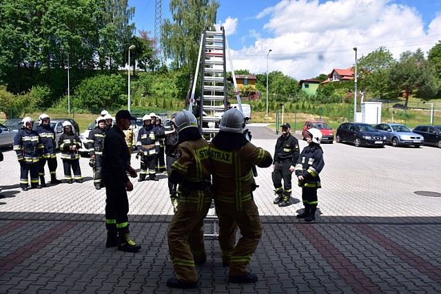 Druhowie z OSP podnosili swoje umiejętności pod okiem strażaków z JRG w Gorlicach
