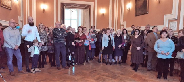 W niedzielę 6 marca 2022 w sali Kryształowej Żagańskiego Pałacu Kultury obchodziliśmy imieniny księżnej Doroty. Zobaczcie mnóstwo zdjęć w galerii! Jesteście na fotkach?
