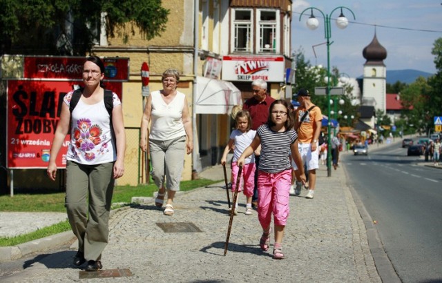 W Karpaczu na długi weekend zaplanowano między innymi spacery z przewodnikami