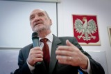 Jelenia Góra: W poniedziałek przyjedzie Macierewicz