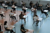 Wyniki egzaminu ósmoklasisty 2023 w Radomsku. Które szkoły wypadły najlepiej? FILM