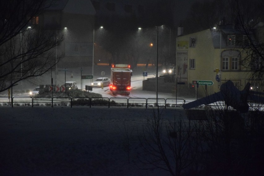 Miastko. Wielkie utrudnienia na drogach (FOTO, WIDEO)