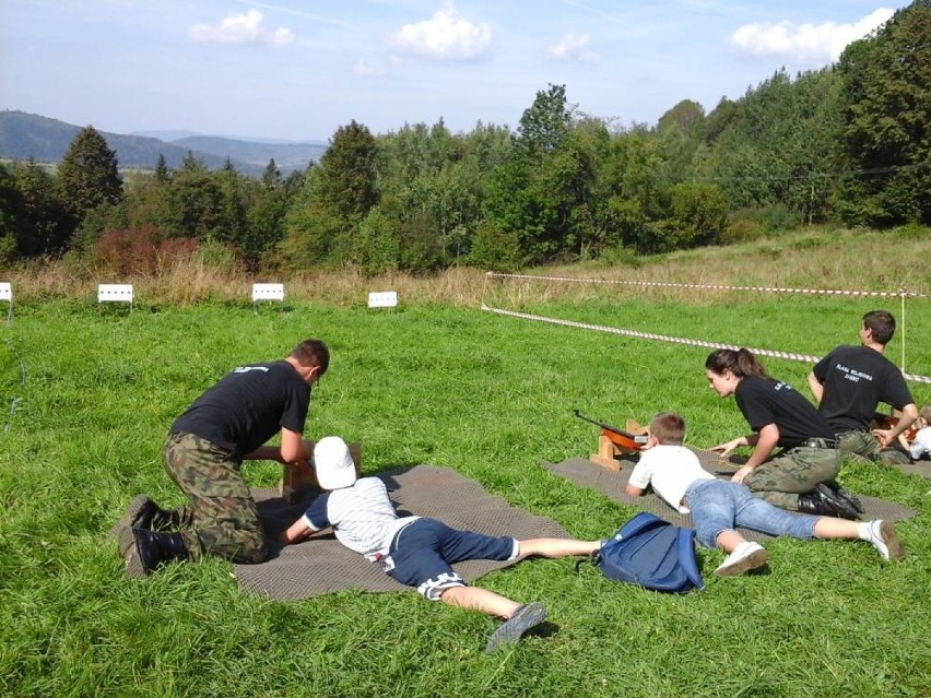 V Piknik Militarny w Krzyżowej już za nami (ZDJĘCIA)