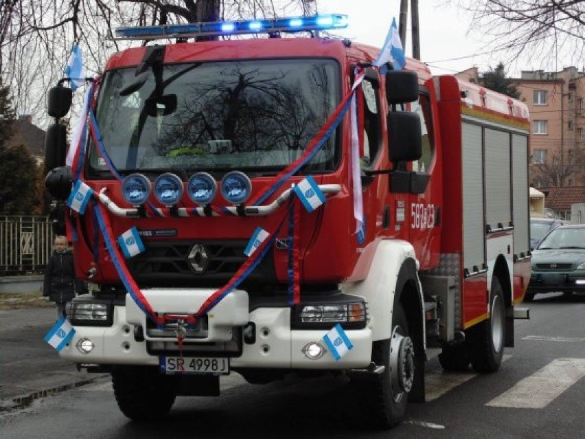 Jubileusz OSP Chwałowice: Strażacy mają nowy wóz!
