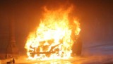 Groźny pożar samochodów na S11 pod Poznaniem. 2 osoby poszkodowane. Policja zatrzymała pijanego kierowcę
