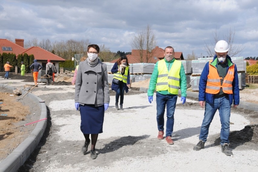 W Nowej Wsi Rzecznej rozpoczęły się remonty dróg 