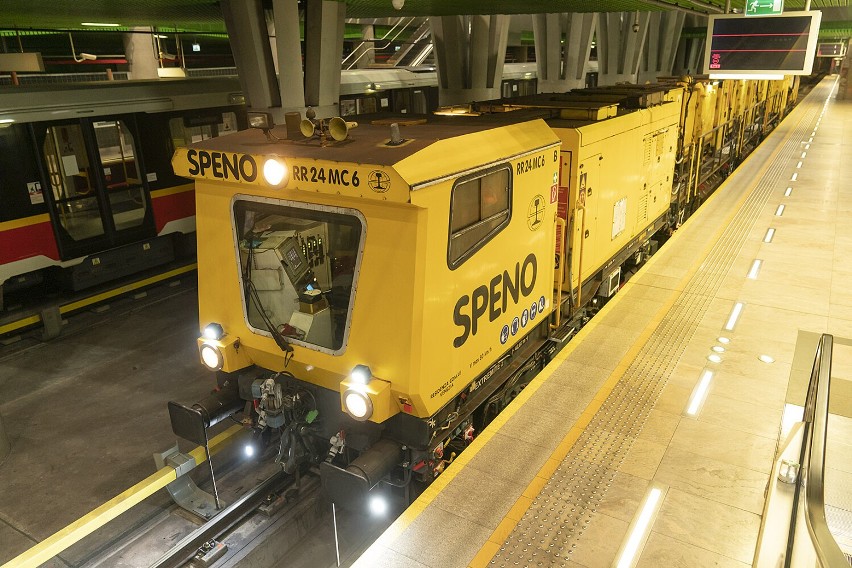 Nietypowe pojazdy w metrze. Dzięki nim nigdy nie trzeba było awaryjnie wyłączać ruchu. Jedyna okazja, żeby je zobaczyć