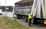 Kontrola drogowa. Nieostrożny transport łatwopalnej cieczy