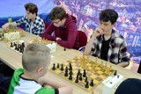 Turniej szachowy na Bulwarze Nadodrzańskim w Głogowie. ZDJĘCIA