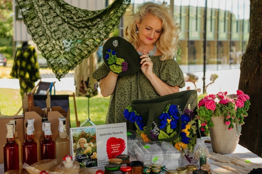 Festiwal Kwiatów w Busku-Zdroju przyciągnął mnóstwo ludzi. Wokół Tężni Busko można było znaleźć prawdziwe cuda