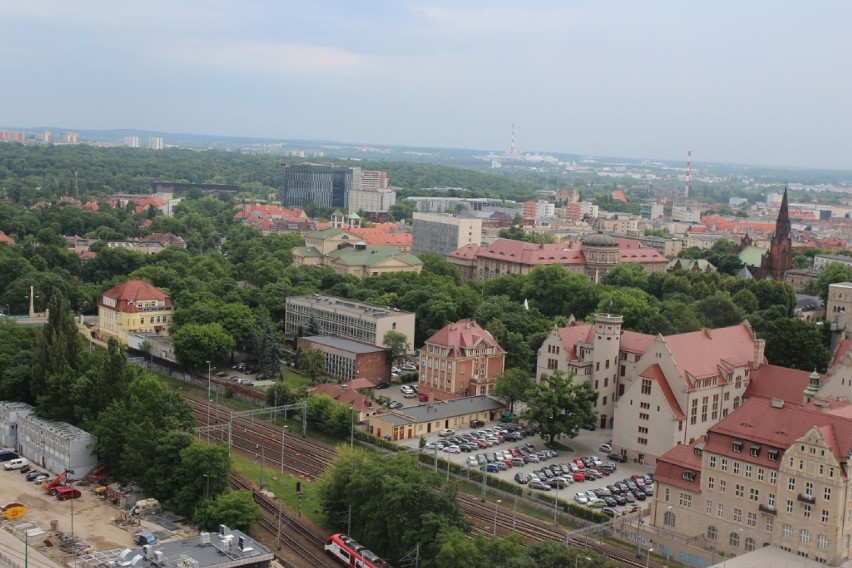 Bałtyk Poznań: Zobacz panoramę miasta z ostatniej kondygnacji wieżowca [ZDJĘCIA]