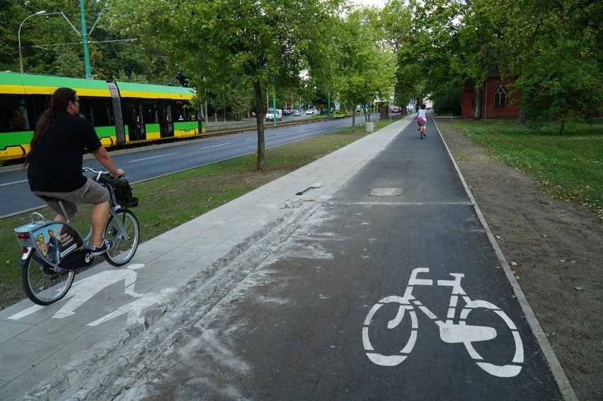 Ukończono kolejny odcinek drogi rowerowej na ul....