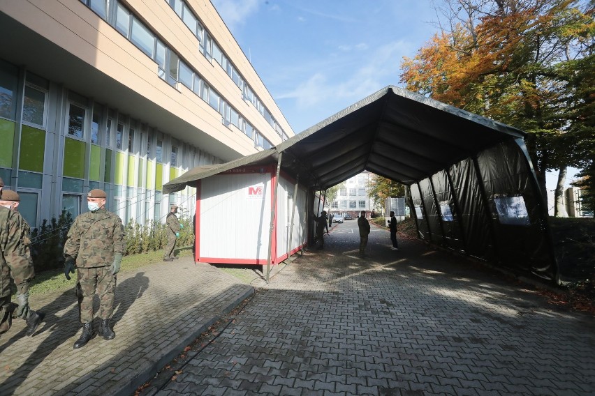 Szpital wojskowy w Szczecinie oraz powiatowy w Pyrzycach będą przyjmować pacjentów z koronawirusem