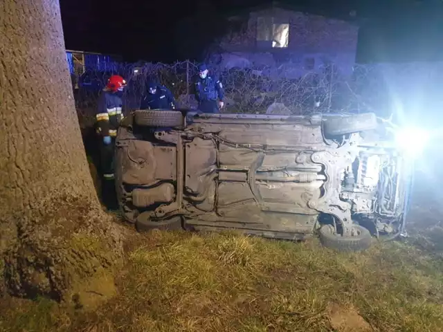 Do zderzenia dwóch samochodów doszło na drodze z Unisławia do Kokocka