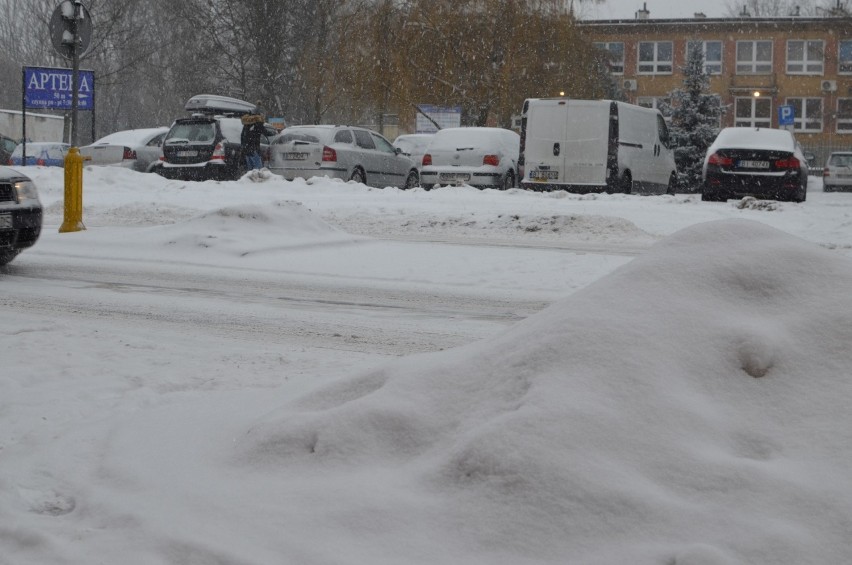 Zima kontratakuje. Białystok znów pod śniegiem (galeria)