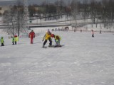 Treningi w szkółce narciarskiej. Zobacz jak radziły sobie dzieci