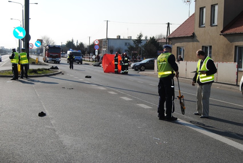 Gniezno: Tragedia na Poznańskiej. Nie żyje mężczyzna 