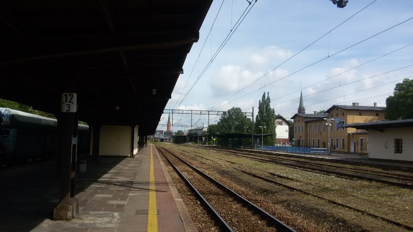 Dworzec w Mysłowicach do remontu? Na razie tory i perony ZDJĘCIA
