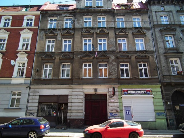 Poznań: Zamknięto kolejny sklep podejrzany o handel dopalaczami