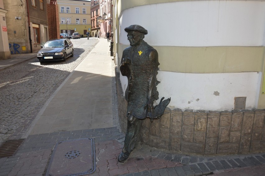 Tarnów. Pod krzyżem na Kapitulnej miało początek nawrócenie Romana Brandstaettera [ZDJĘCIA]