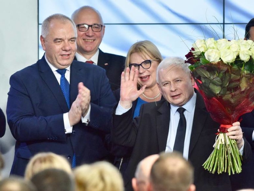 Wybory parlamentarne 2019: Wyniki exit poll. PiS wygrywa wybory do Sejmu i Senatu (13.10.2019)