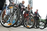 Parkingi rowerowe w Gdyni. Miasto zamówi również 220 sztuk pojedynczych stojaków