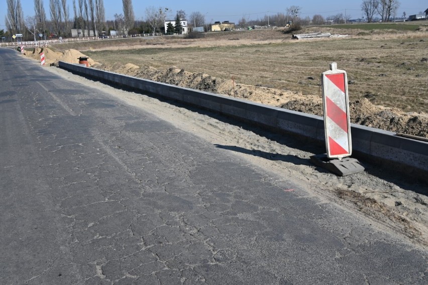 Rozpoczęła się przebudowa drogi powiatowej Pleszew - Zielona Łąka